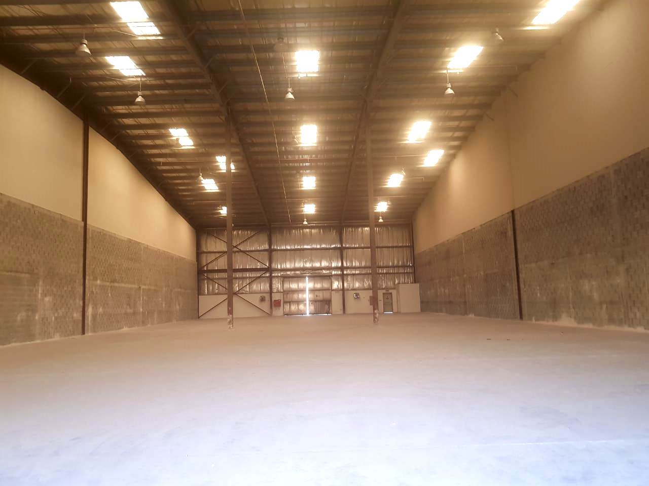 Warehouse / Store for Rent in HIDD