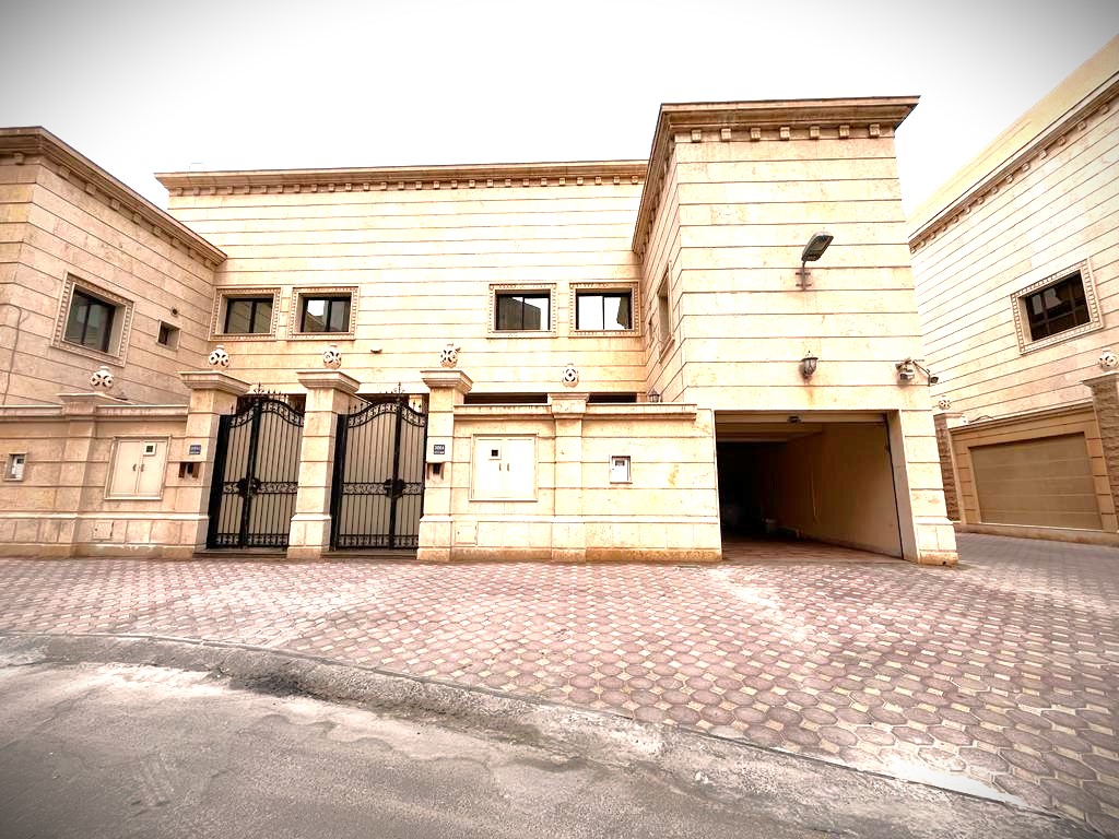 Fully Furnished Luxury Villa for Rent