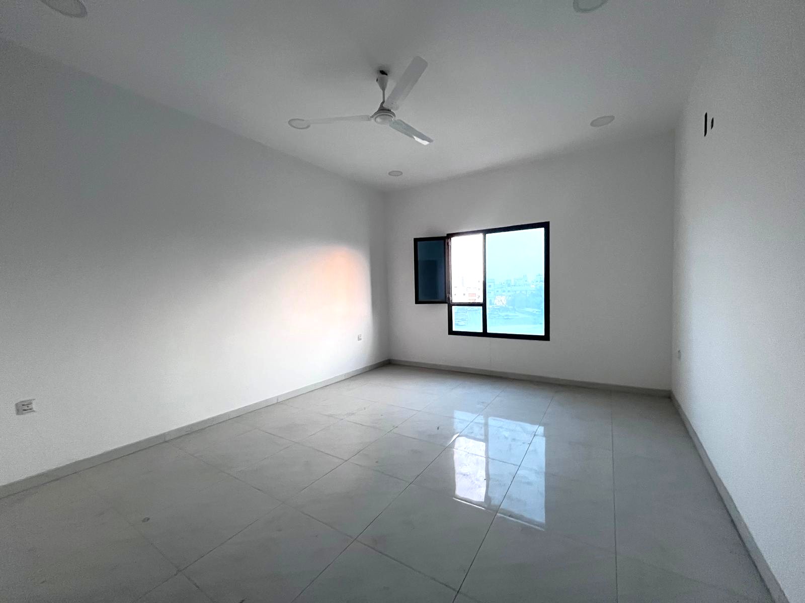 Commercial Apartment for Rent in Al Daih