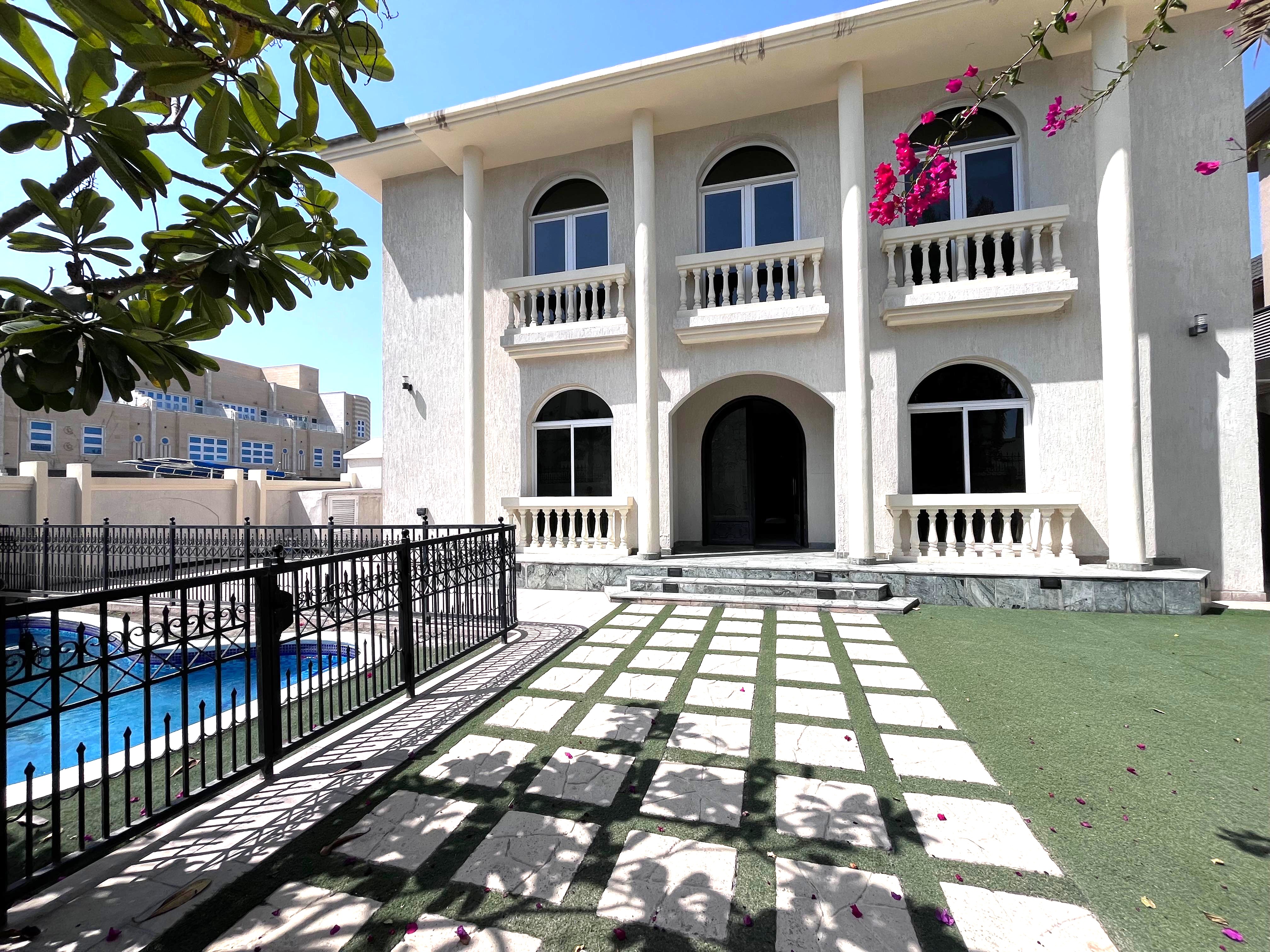 Semi Furnished Luxury Villa for Rent in Tubli 