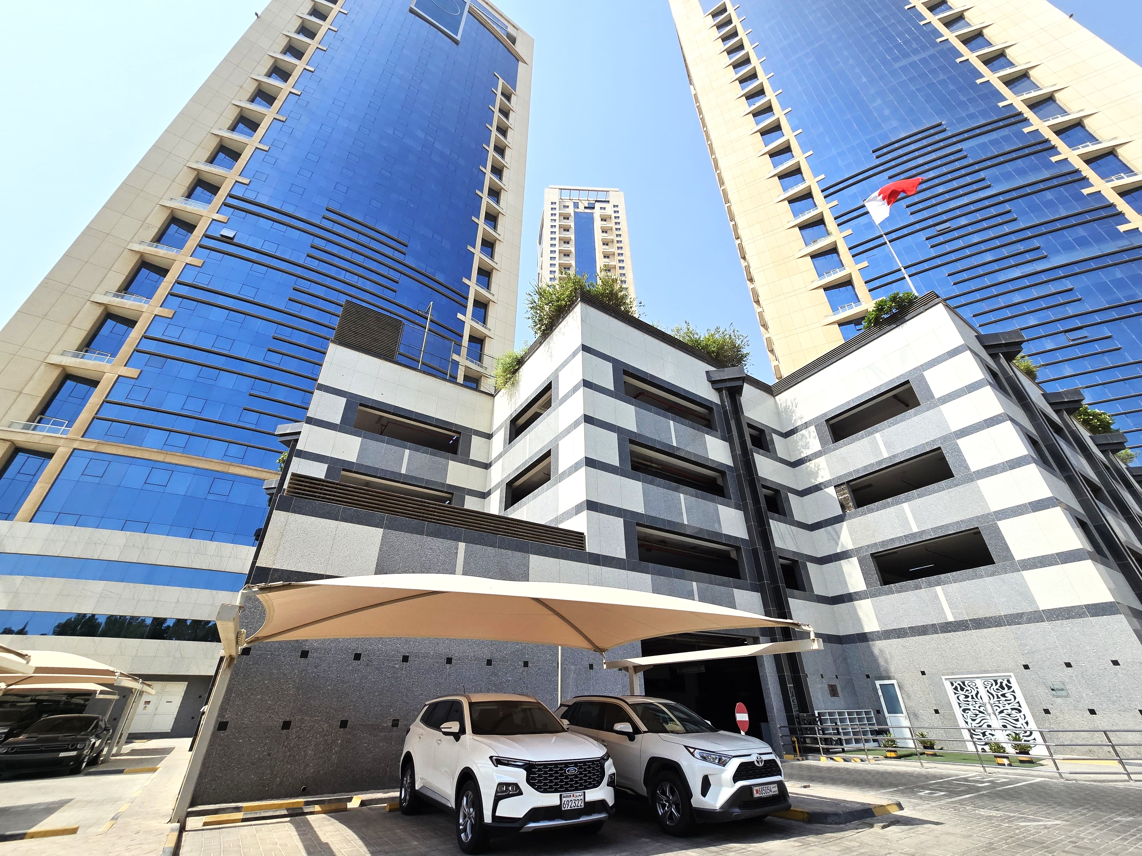 Fully Furnished Luxury Apartment in Abraj Lulu - BLACK Tower 