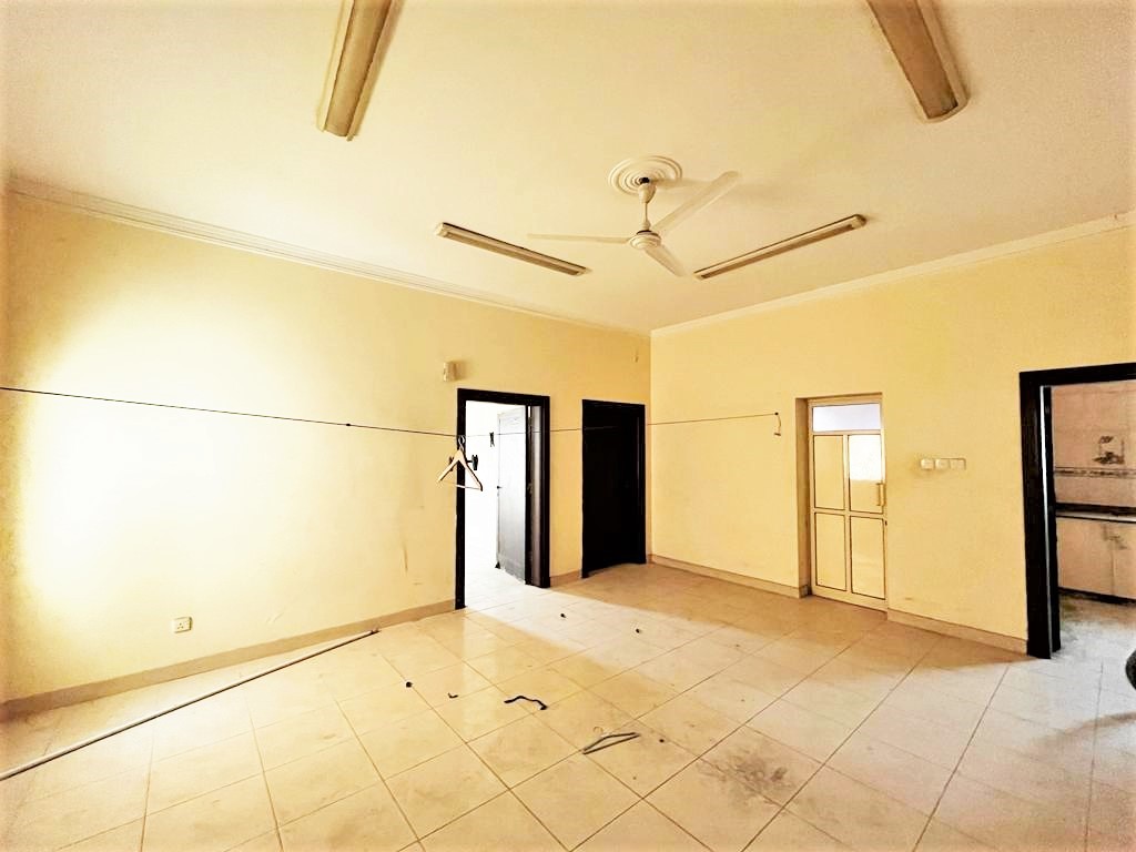 Residential Flat for Rent in Sanad , behind Bahrain Pride