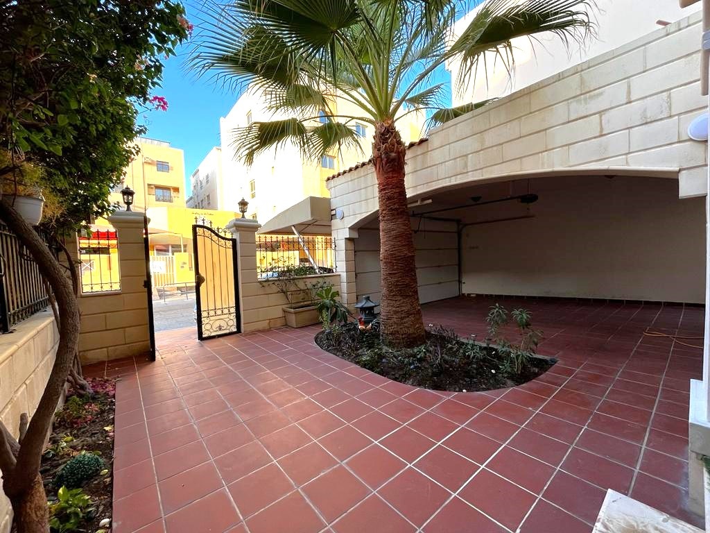 Semi furnished luxury villa for rent in Tubli