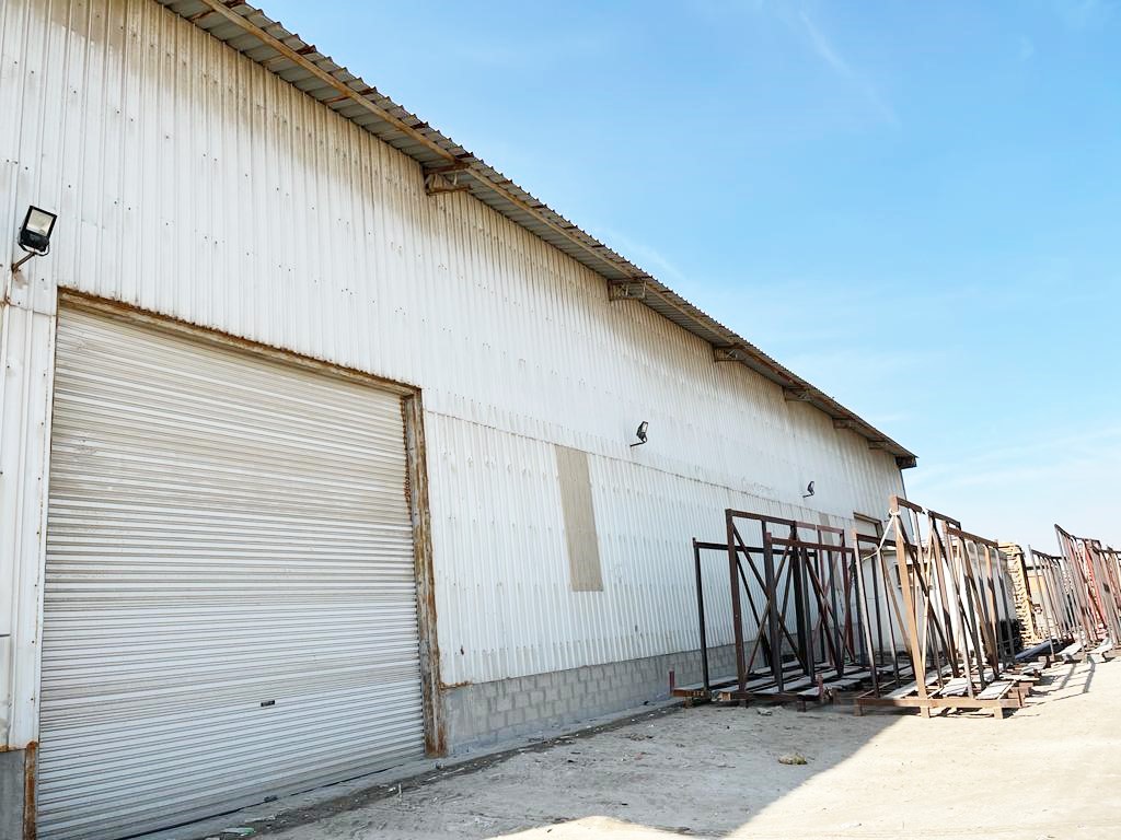 Industrial Workshop / Garage (566 Sqm ) for Rent 