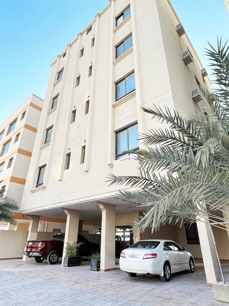 Family Apartment for rent in Janabiya