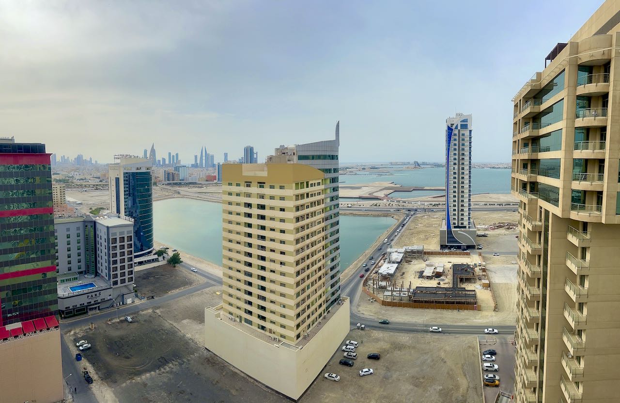 Fully Furnished Luxurious Freehold Apartment