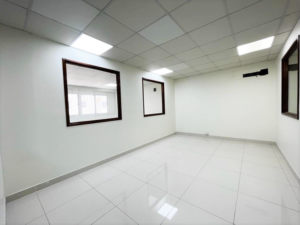 Commercial Office ( 115 Sqm )  for rent in Tubli  
