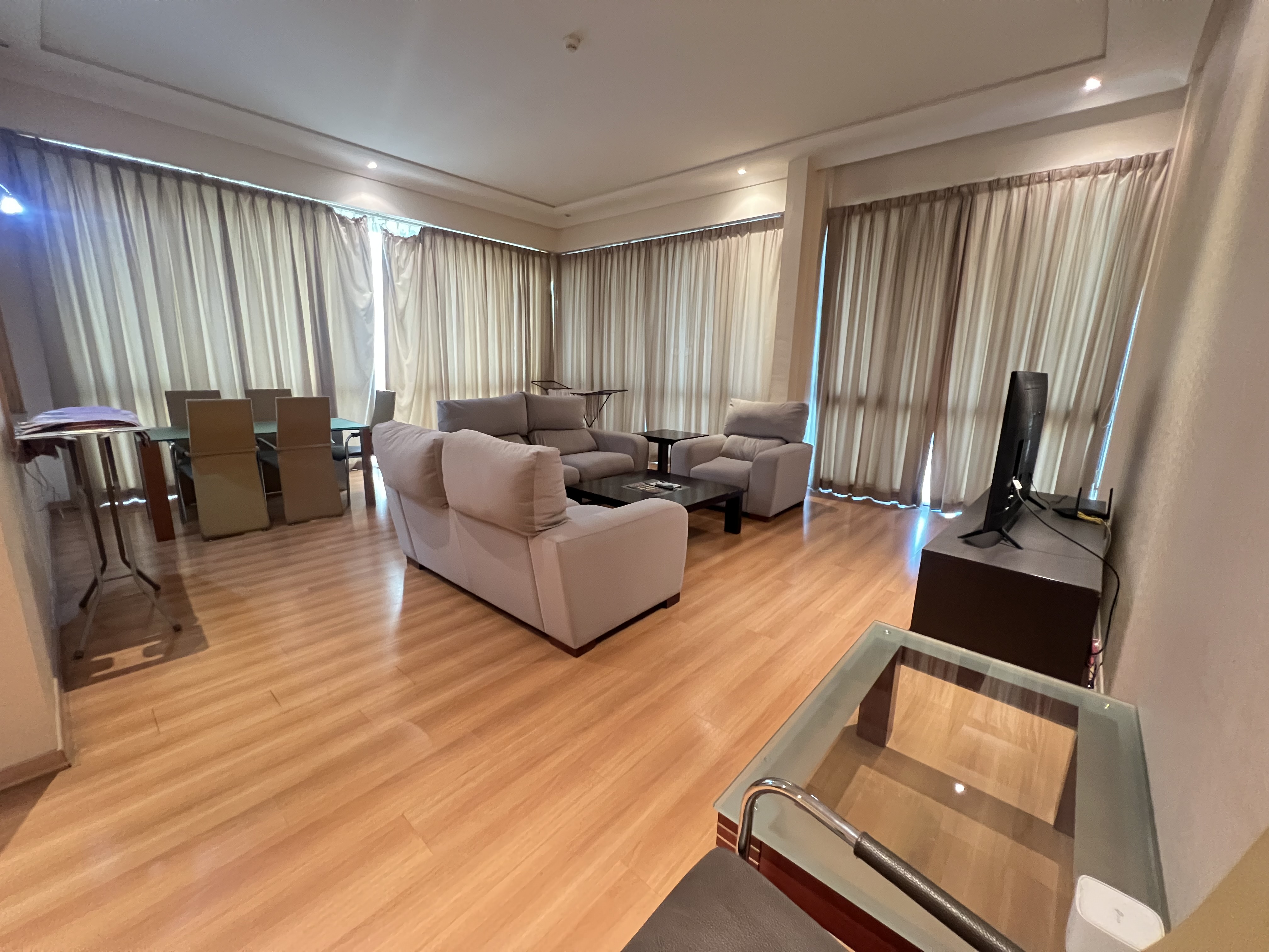LUXURY SPACIOUS APARTMENT IN JUFFAIR 