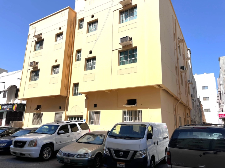 Family Apartment for Rent in Busaiteen 