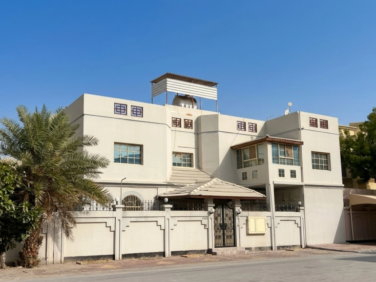 Spacious Villa for Sale in JidAli 