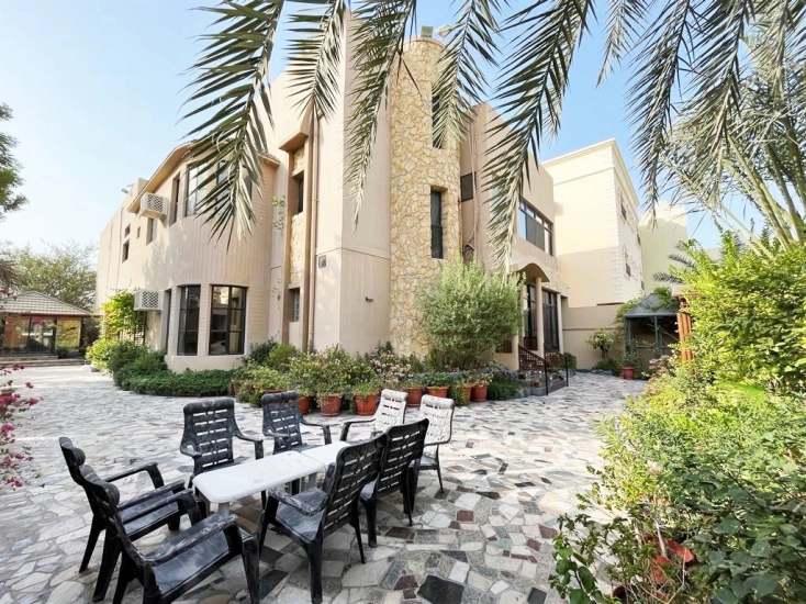 Beautiful Garden Villa for Sale in Hajjiyat