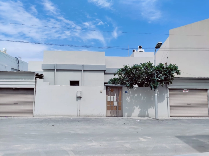 Serene House for Sale in Jid Ali