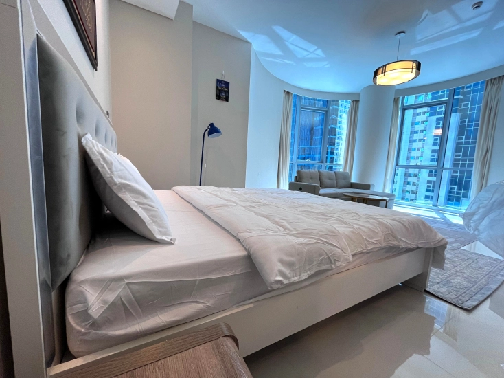 High luxurious Studio for Rent in Fontana Tower