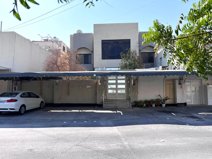 Villa for Sale in Aáli , near American Mission