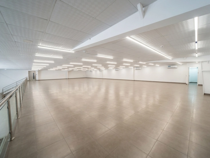 Warehouse with mezzanine for Rent in RasZuwaid