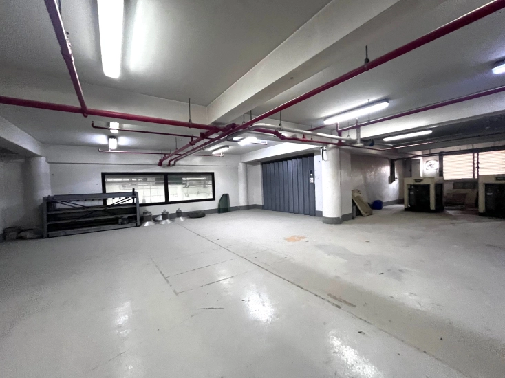 Ready to Move Car Body works / Garage in Salmabad 