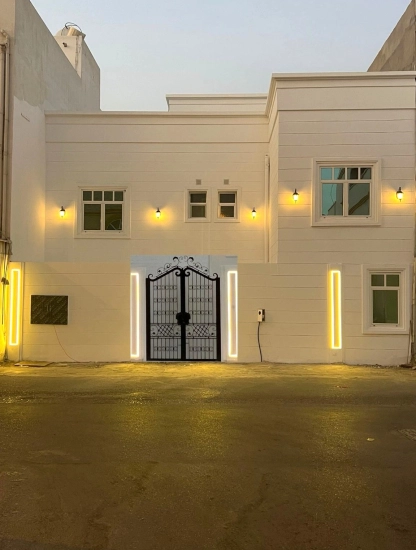 Beautiful Villa for Sale in Isa Town 