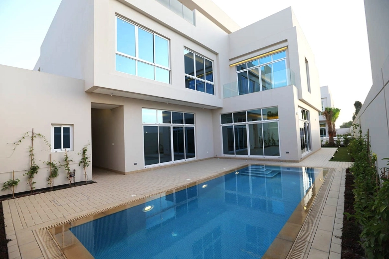 Semi Furnished Luxurious Villa for rent 