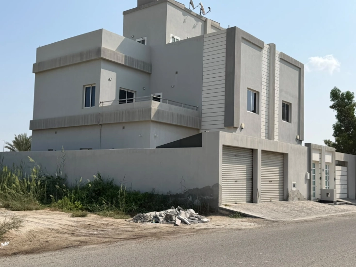 Semi-furnished villa for rent in Barbar