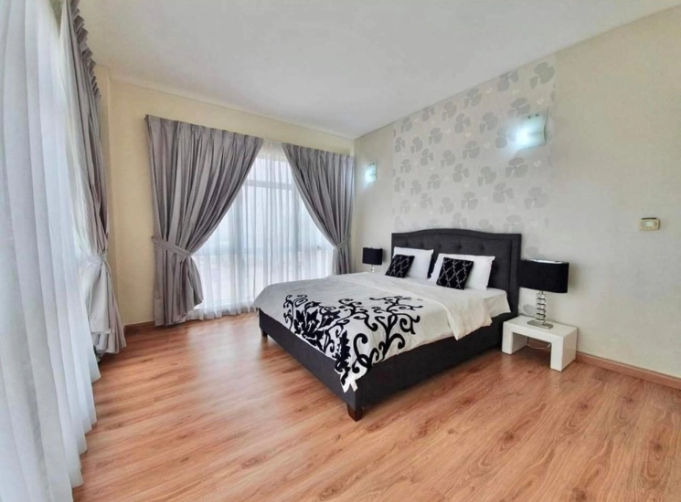 Fully Furnished Luxury Apartment in Amwaj Island 