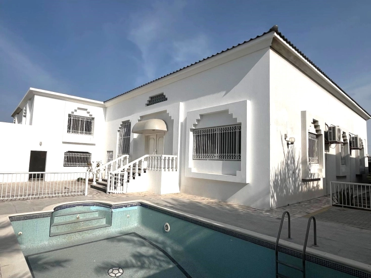 Very SpaciousVilla for rent in Tubli