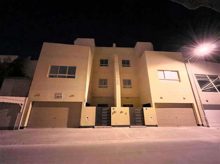 Fully furnished luxury villa for rent in Busaiteen